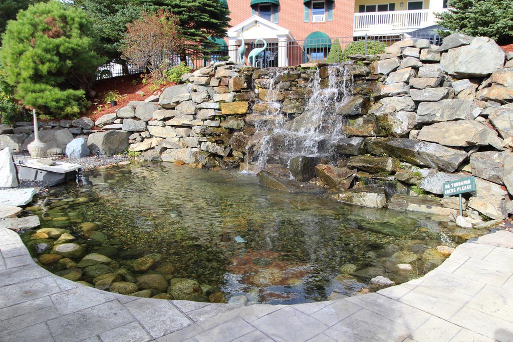 Innseason The Falls At Resort 3*